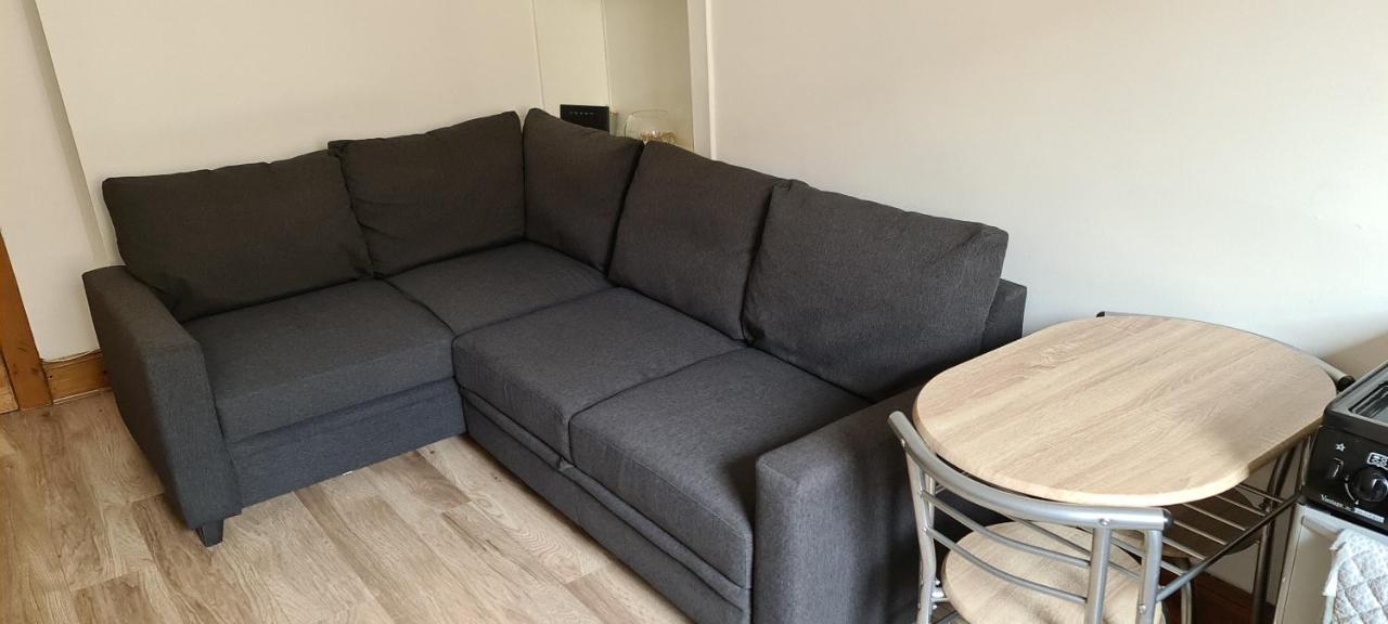 Rozina Apartment Paisley Extérieur photo